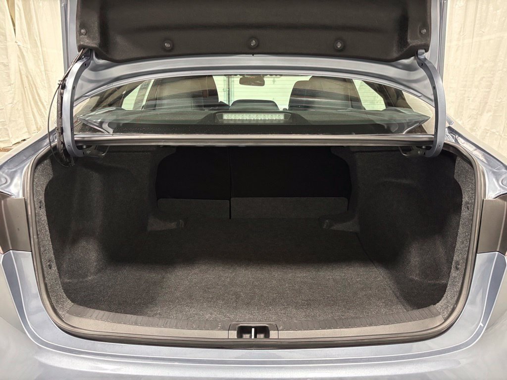 Used 2026 Toyota Corolla SE FWD image 48
