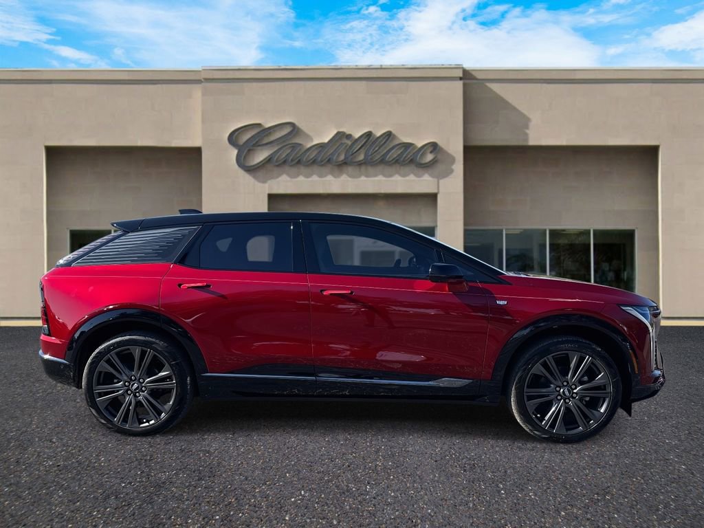 New 2026 Cadillac Optiq Sport 2 image 2