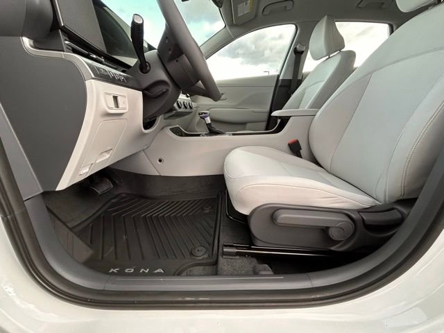New 2026 Hyundai Kona SE image 19