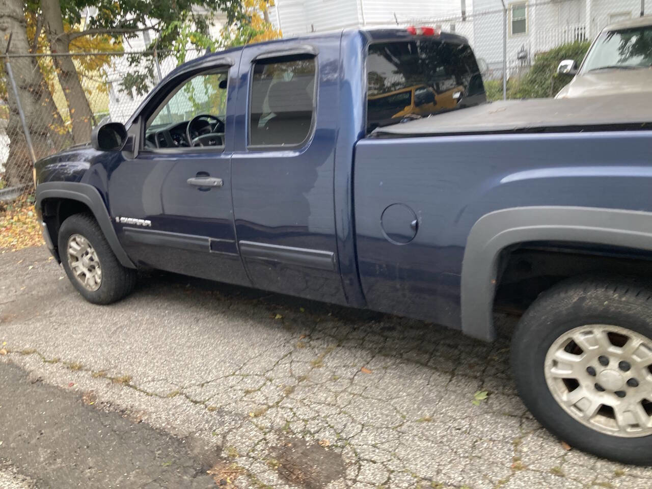 Used 2008 GMC Sierra 1500 SLE w/ Power Pack Plus image 16