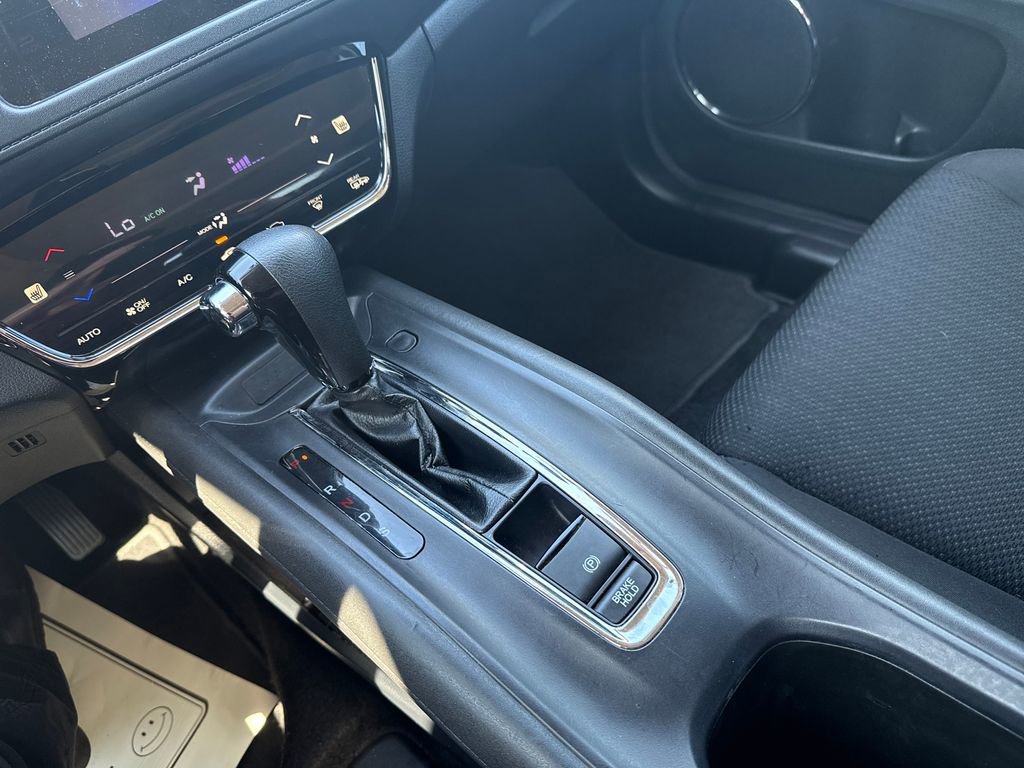 Used 2018 Honda HR-V EX image 27