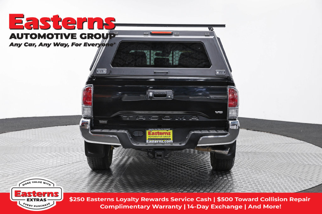 Used 2021 Toyota Tacoma TRD Off-Road AWD/4WD image 7