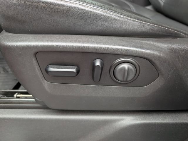 Used 2020 Chevrolet Silverado 1500 RST image 15