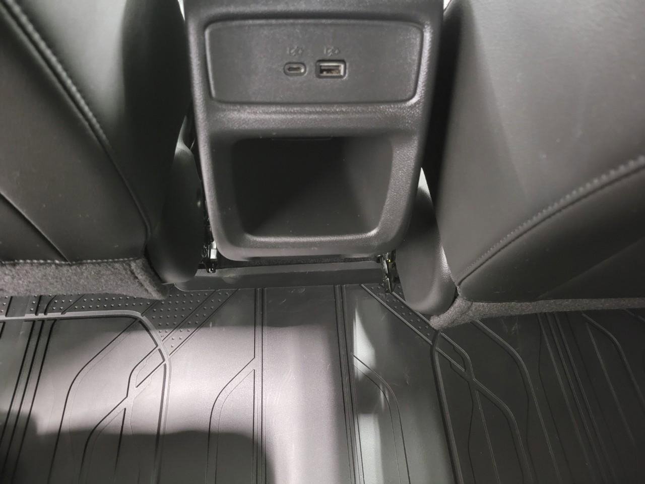 Used 2025 Chevrolet Trax RS w/ Driver Confidence Package FWD image 22