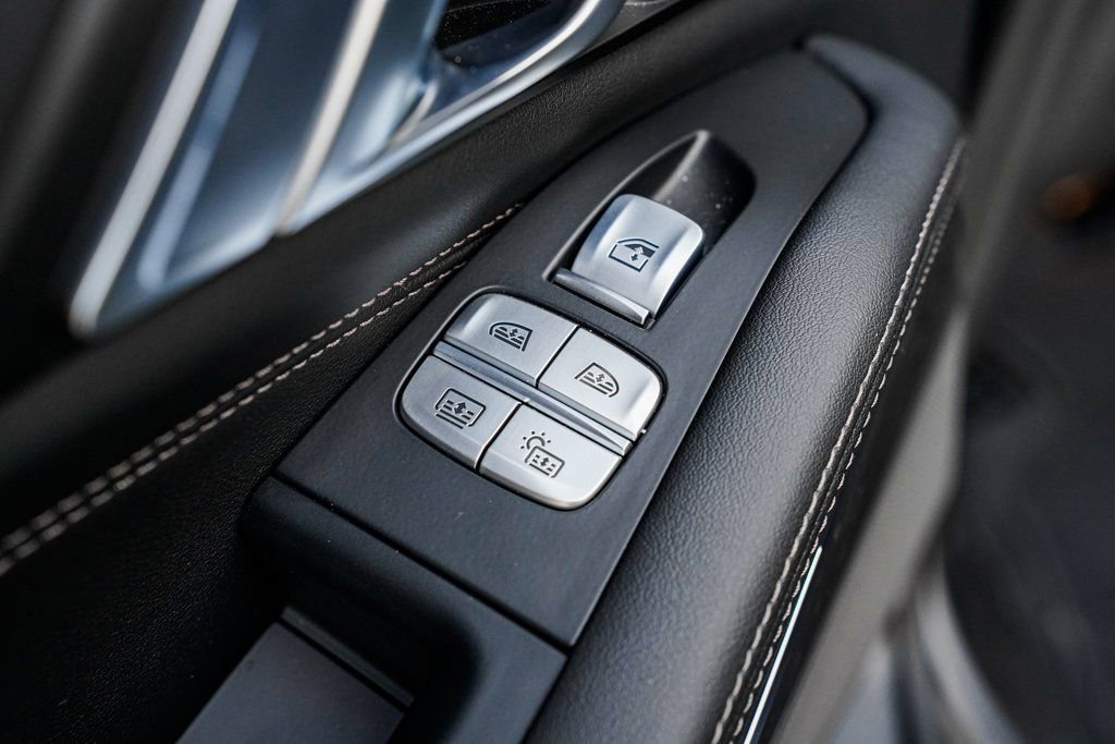 Used 2026 BMW X7 xDrive40i w/ Premium Package AWD/4WD image 18