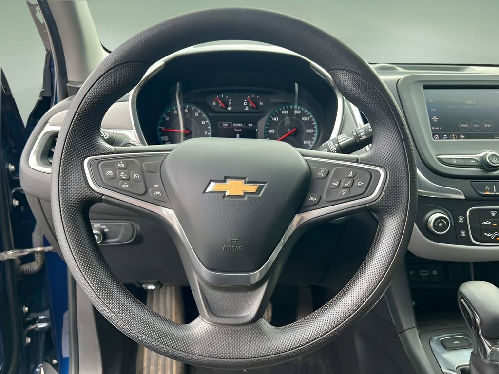 Used 2022 Chevrolet Equinox LS AWD/4WD image 14