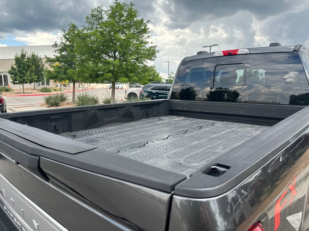Used 2020 Ford F250 Platinum w/ FX4 Off-Road Package AWD/4WD image 36