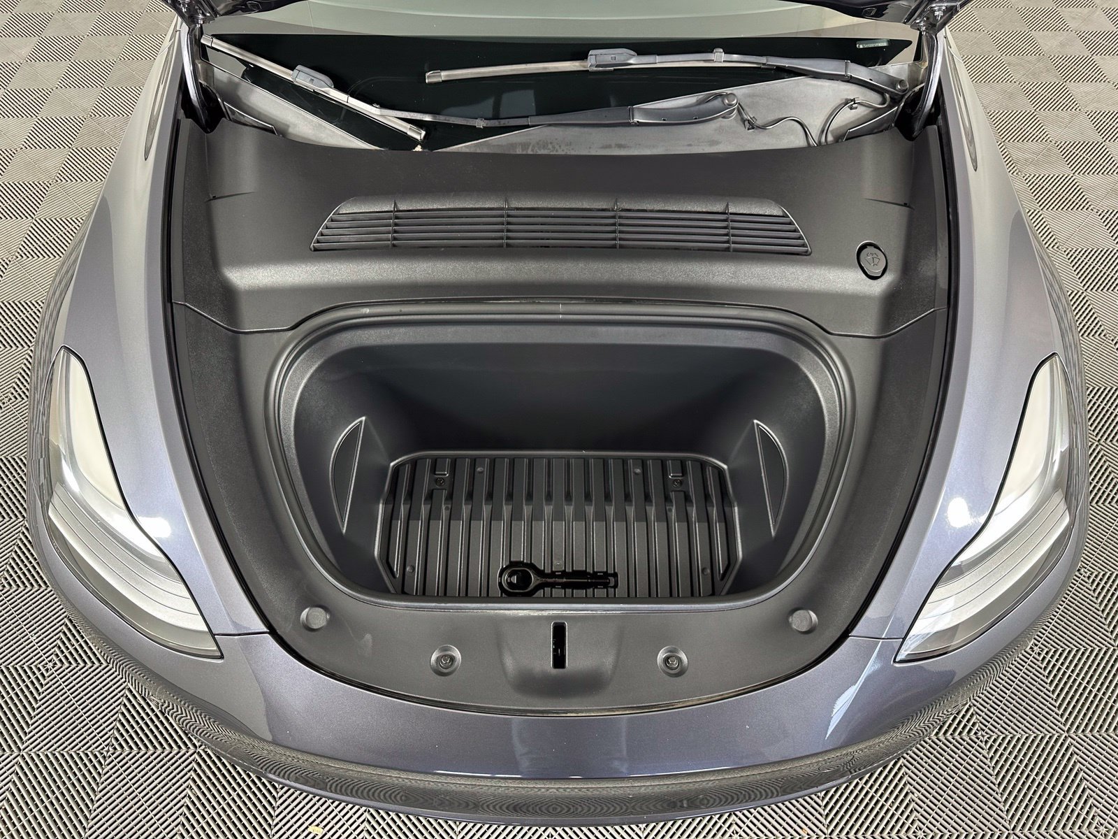 Used 2023 Tesla Model Y Performance AWD/4WD image 19