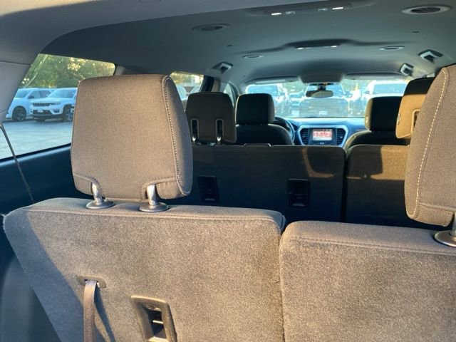 Used 2019 GMC Acadia SLE image 13