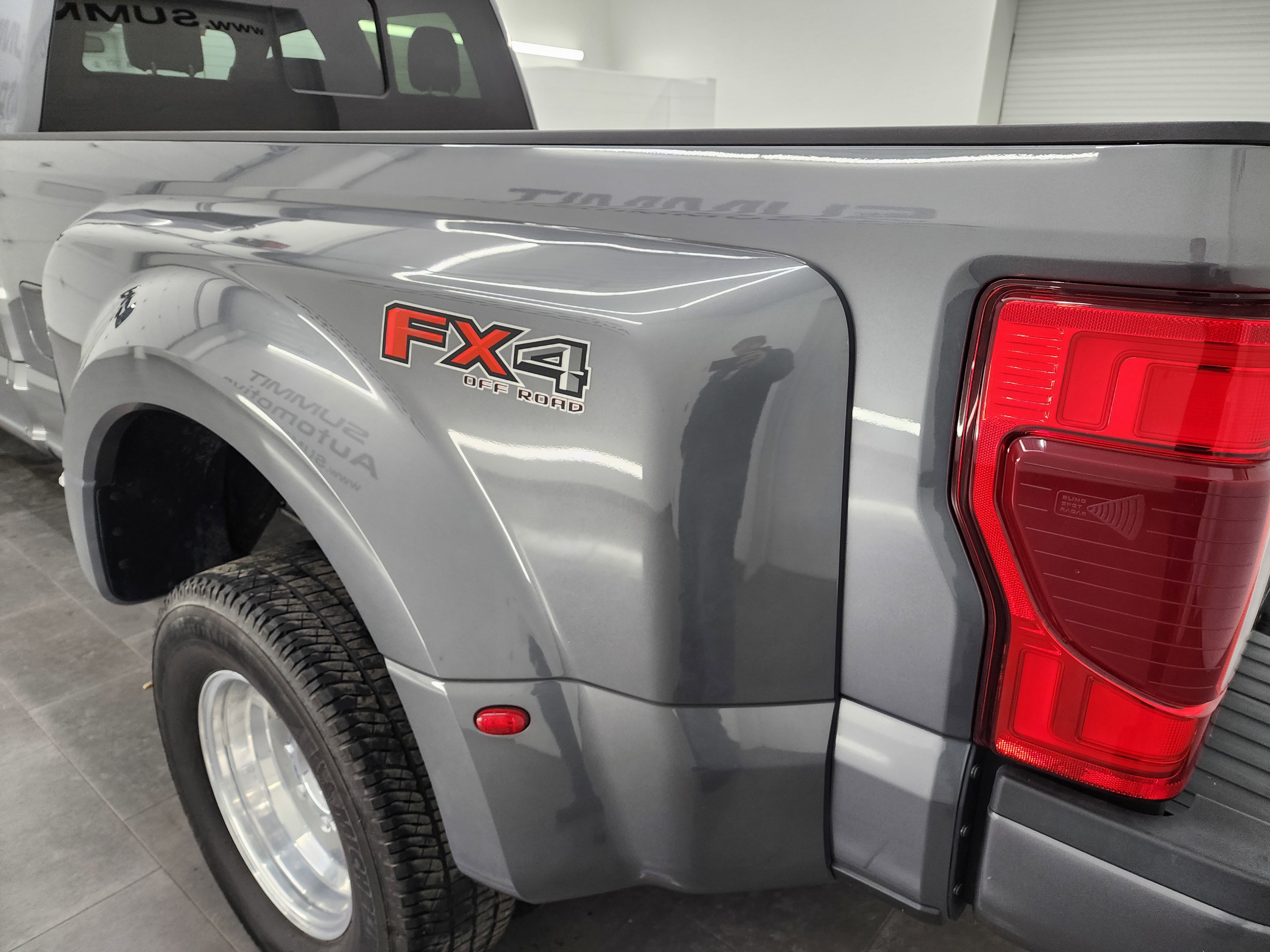 Used 2022 Ford F350 Platinum image 34