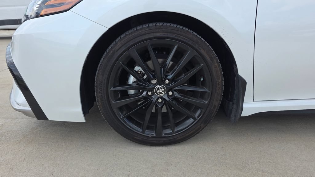 Used 2023 Toyota Camry XSE w/ Navigation Package FWD image 10