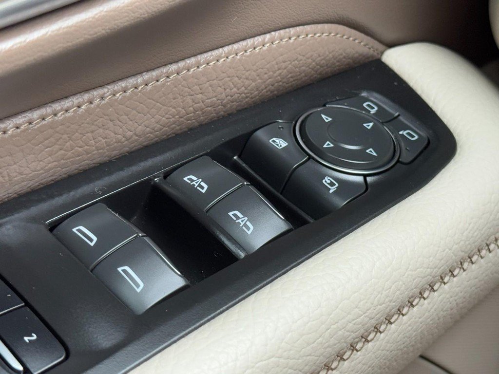Used 2022 GMC Yukon Denali AWD/4WD image 27
