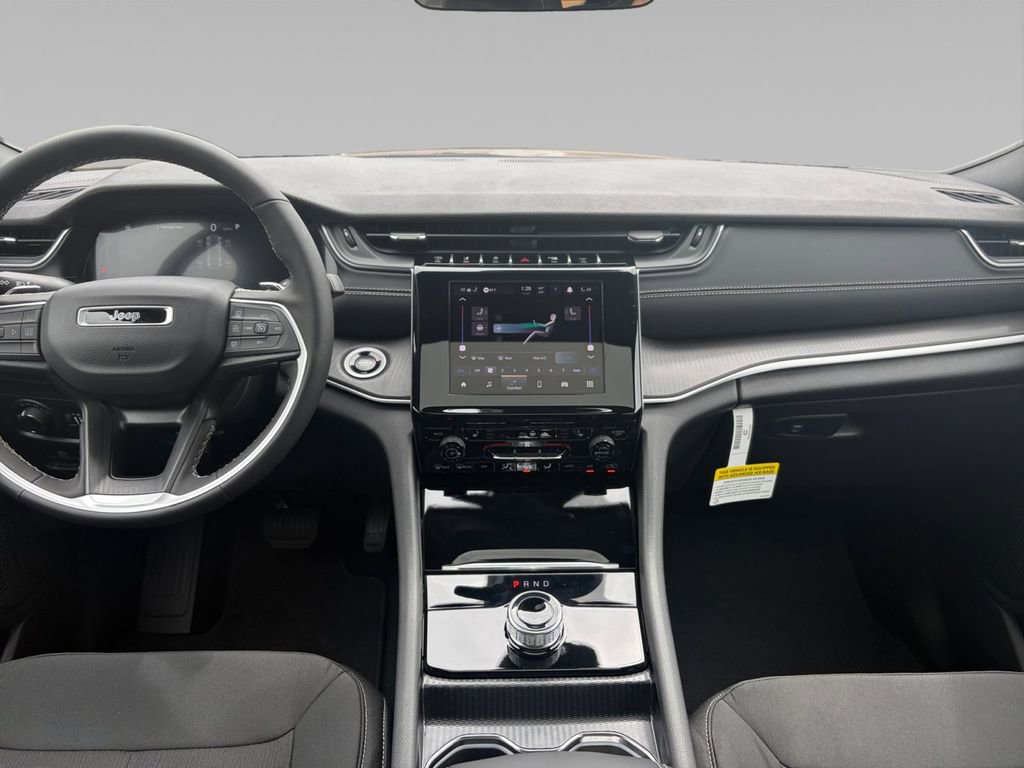 New 2026 Jeep Grand Cherokee Laredo X AWD/4WD image 11