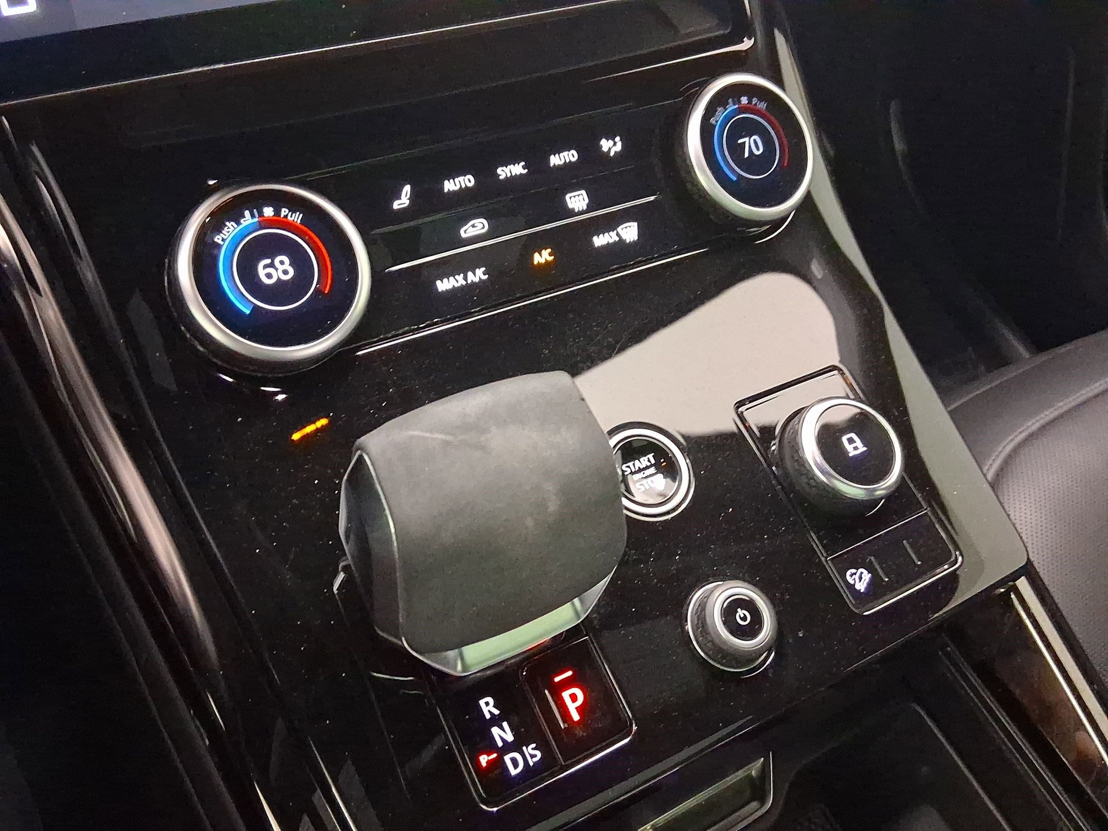 Used 2023 Land Rover Range Rover Sport SE Dynamic image 17