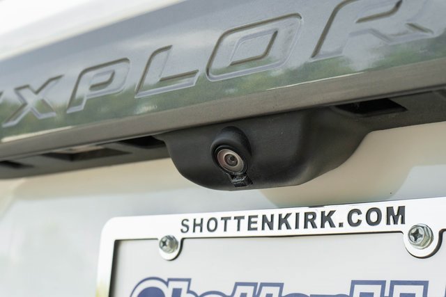 Used 2022 Ford Explorer XLT w/ Equipment Group 202A image 16