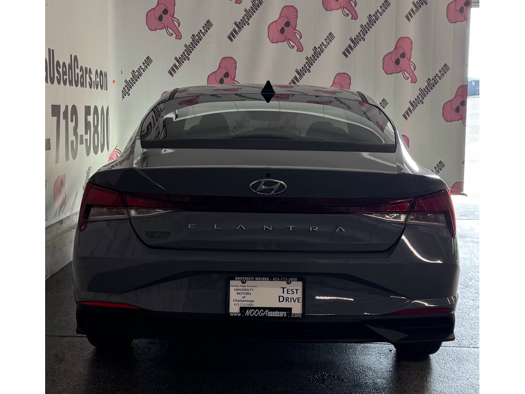 Used 2022 Hyundai Elantra SEL FWD image 11
