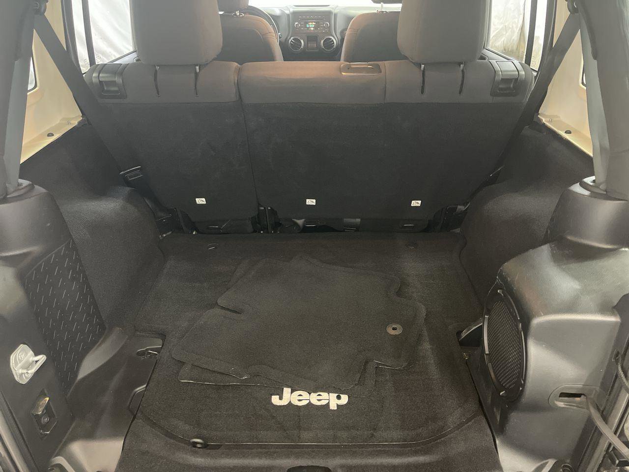 Used 2014 Jeep Wrangler Unlimited Sport w/ Connectivity Group image 20