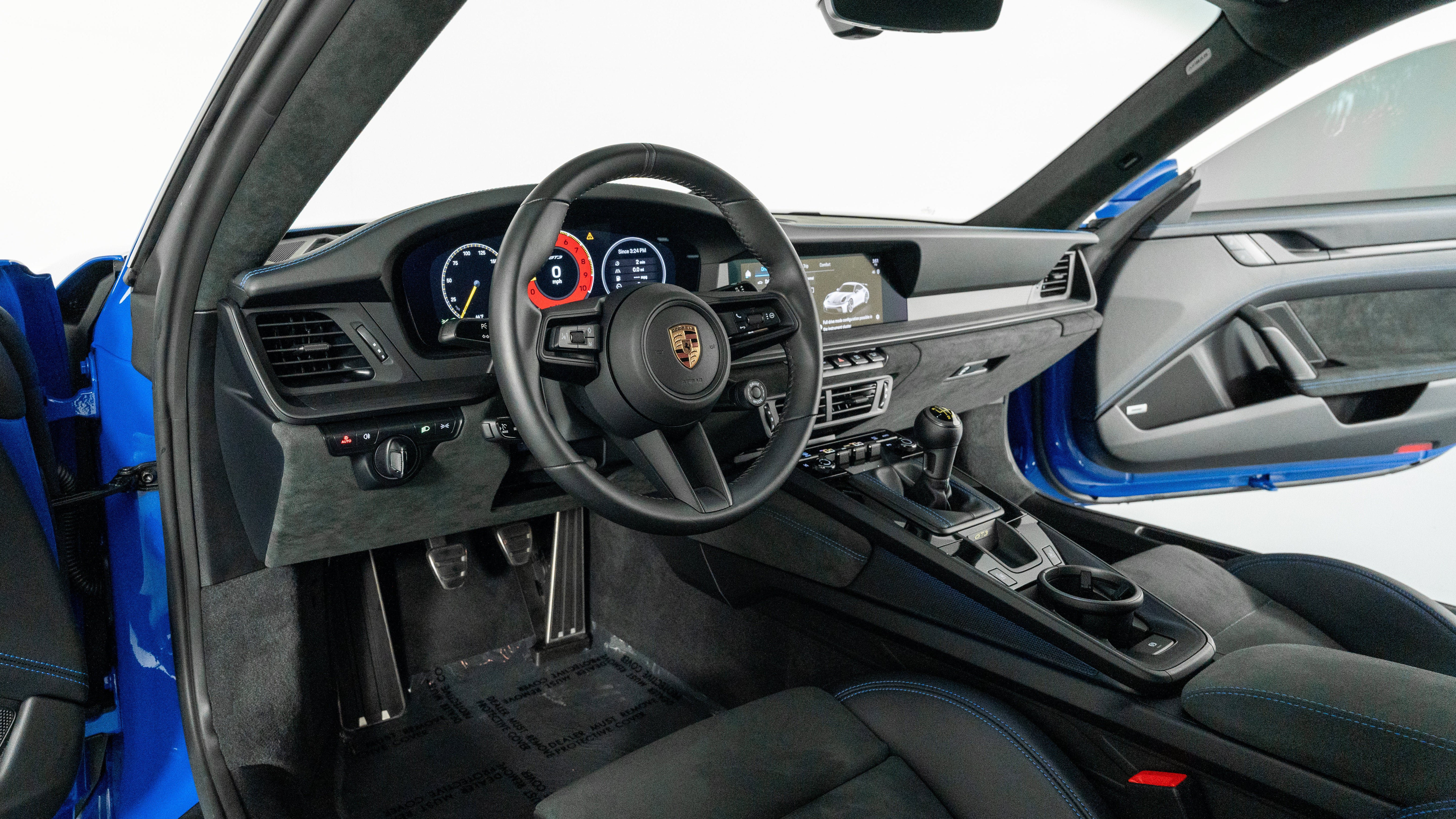 Used 2025 Porsche 911 GT3 RWD image 22