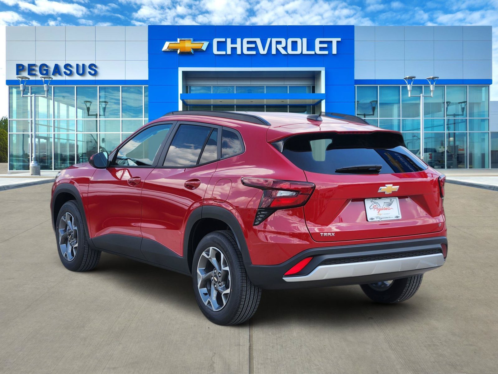 New 2026 Chevrolet Trax LT w/ LT Convenience Package FWD image 4