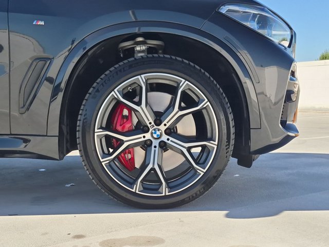 Used 2022 BMW X5 M50i w/ Executive Package AWD/4WD image 25