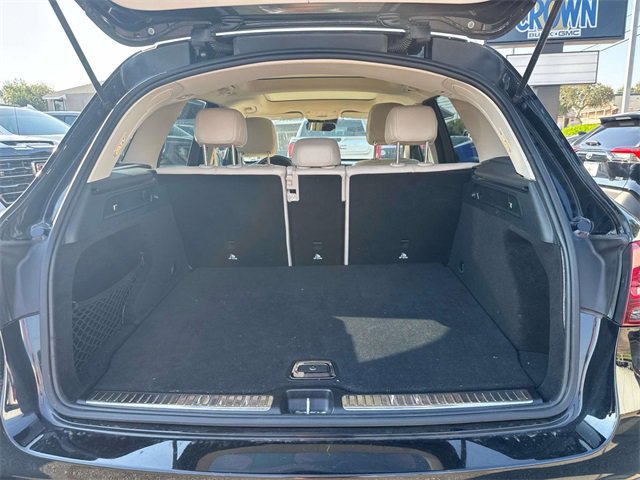Used 2022 Mercedes-Benz GLC 300 image 10