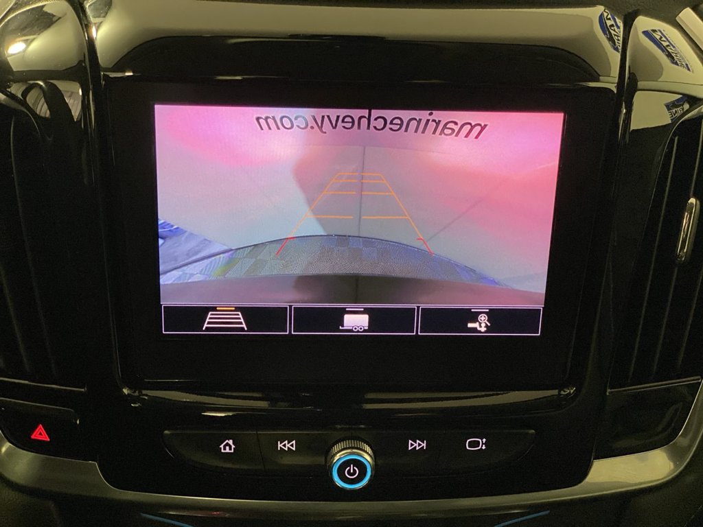 Used 2021 Chevrolet Traverse LT FWD image 20