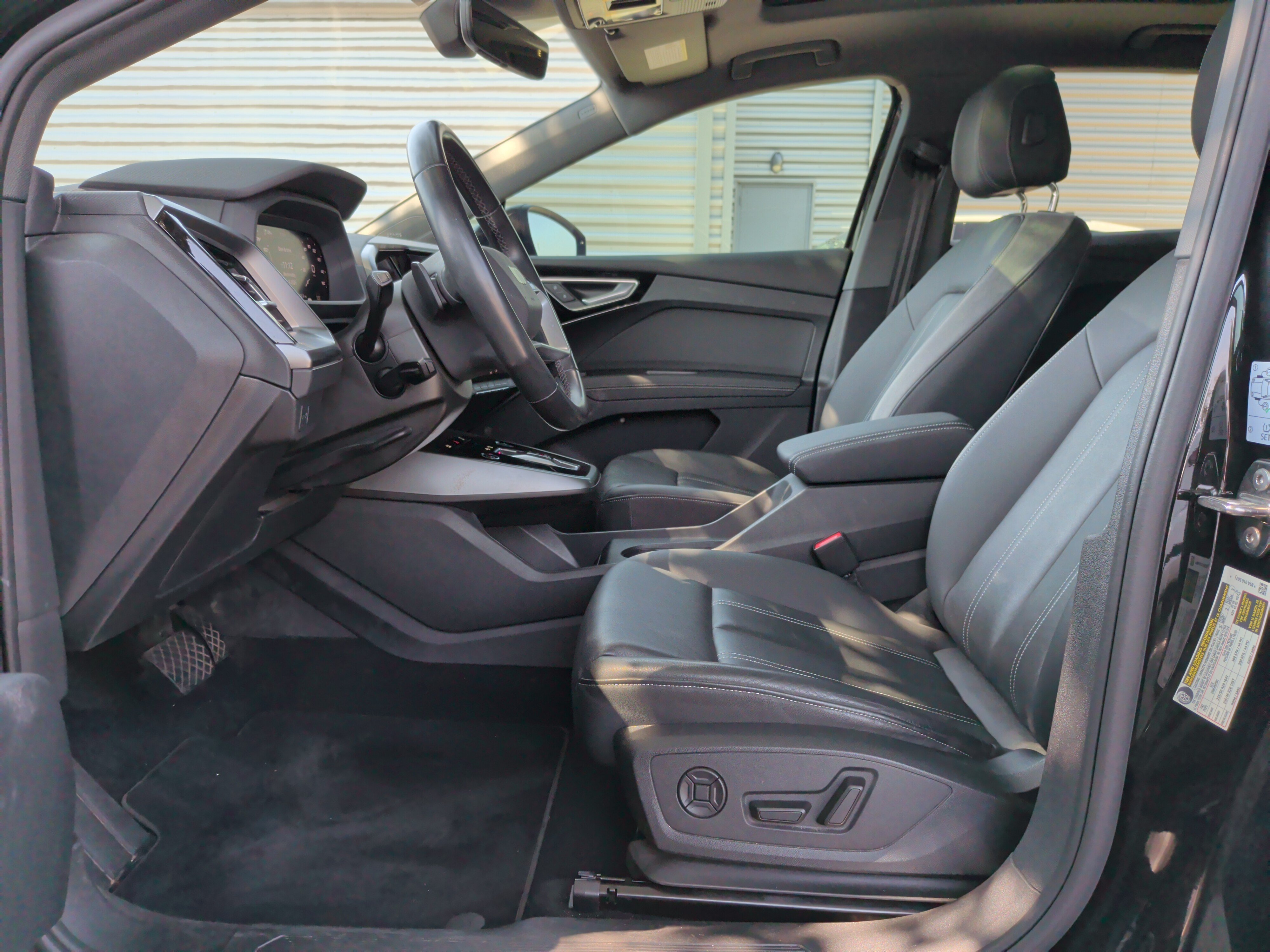 Certified 2023 Audi Q4 e-tron Premium Plus w/ Premium Plus AWD/4WD image 15