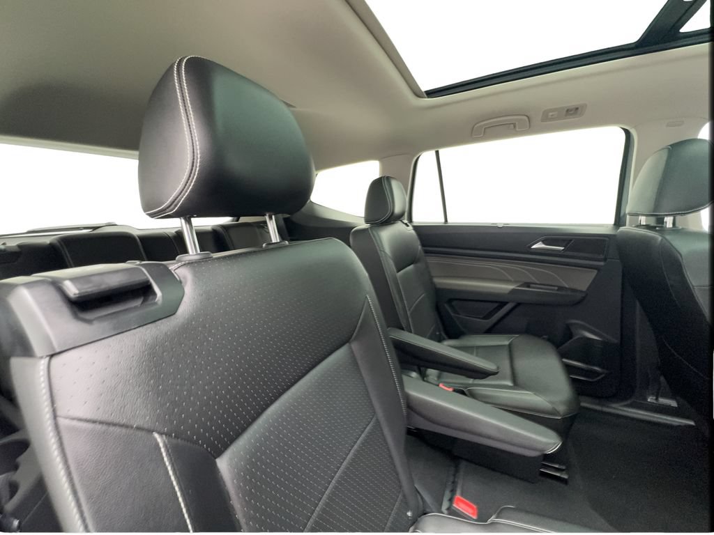 Used 2023 Volkswagen Atlas SE w/ Panoramic Sunroof Package FWD image 32