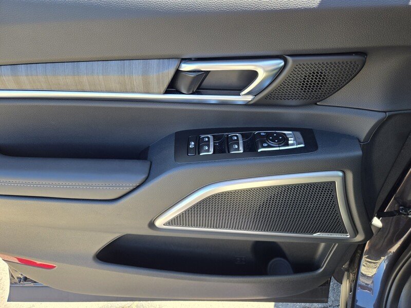 Certified 2025 Kia Telluride EX FWD image 20
