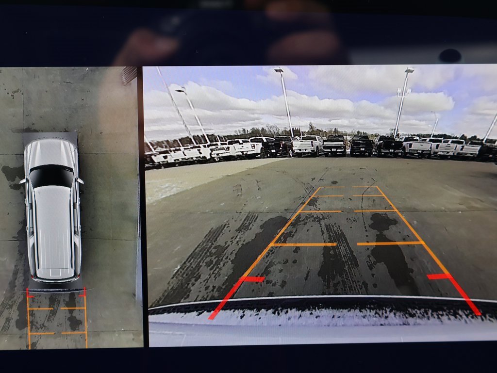 New 2026 Chevrolet Suburban High Country image 24