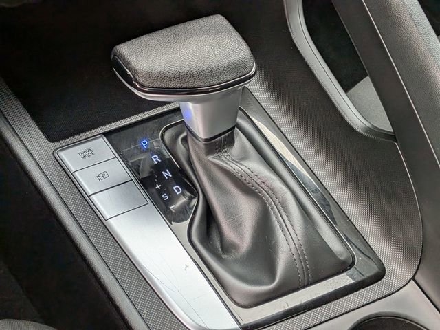 Used 2023 Hyundai Elantra SEL image 25