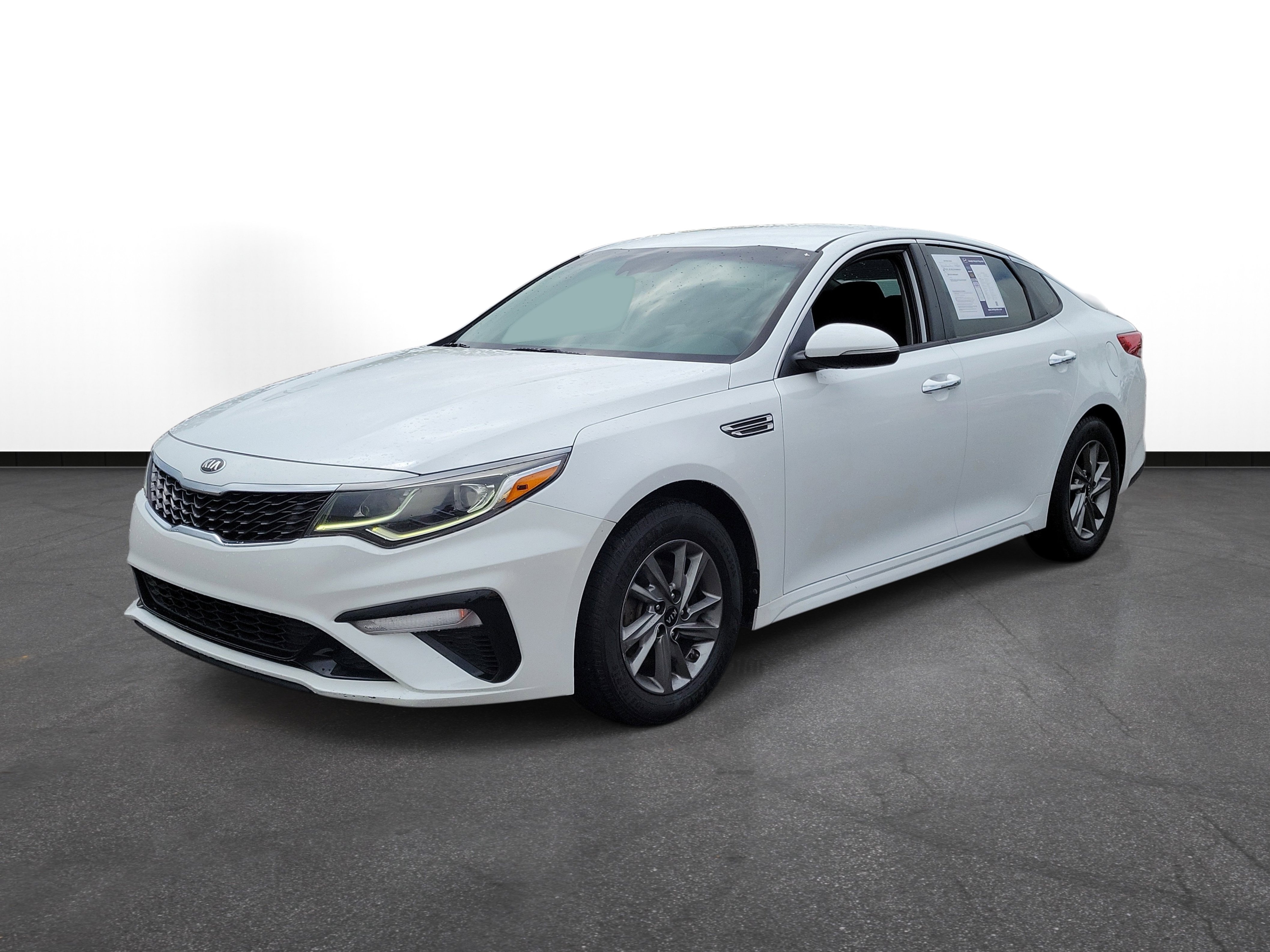 Used 2019 Kia Optima LX FWD image 2
