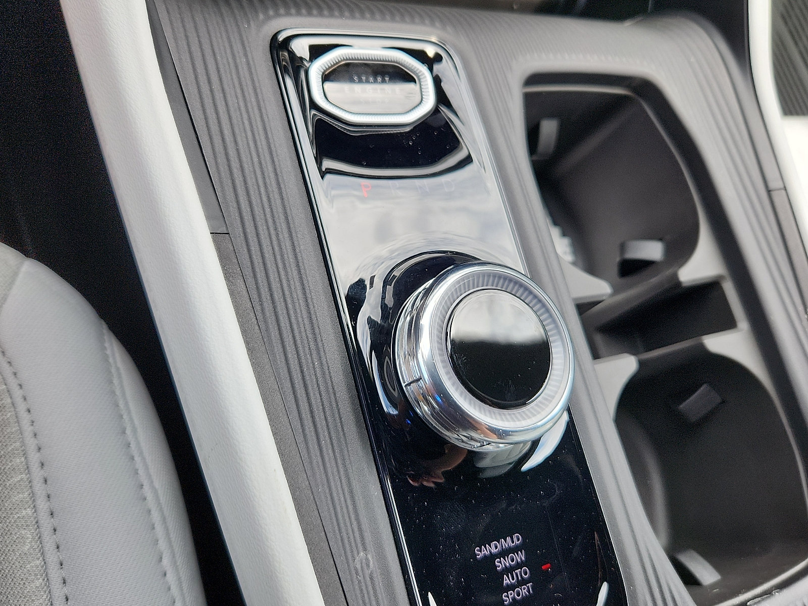 New 2026 Jeep Cherokee Laredo AWD/4WD image 12