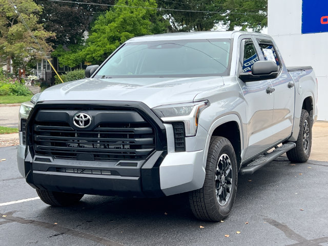 Used 2023 Toyota Tundra SR AWD/4WD image 38