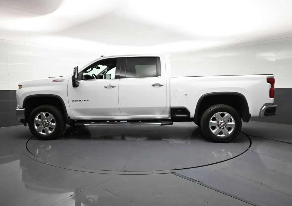 Used 2022 Chevrolet Silverado 2500 LTZ w/ LTZ Plus Package AWD/4WD image 2