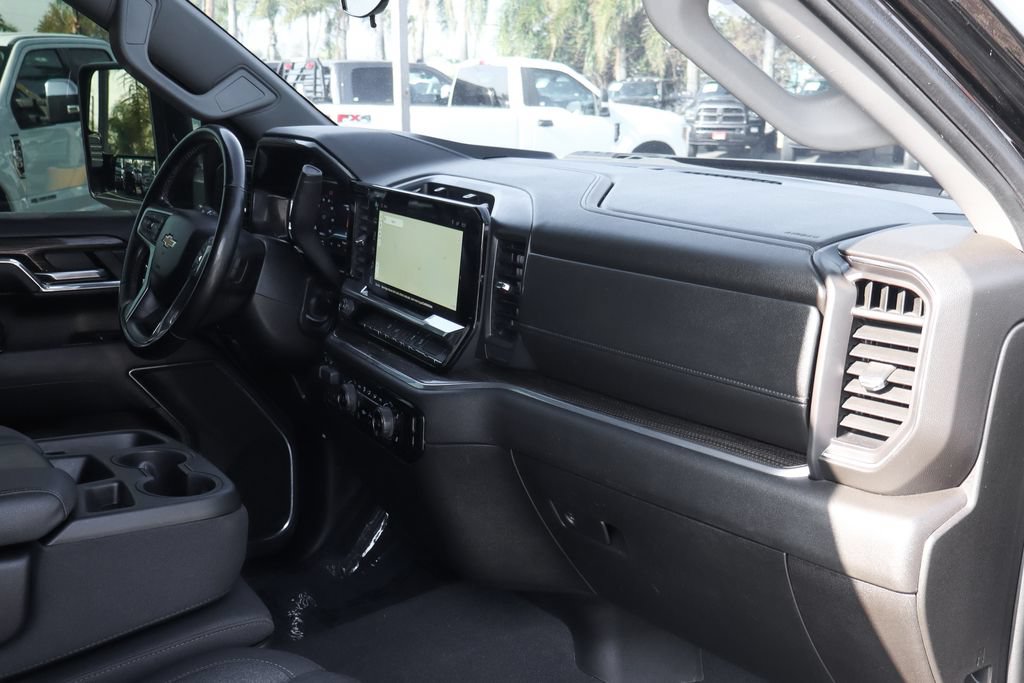 Used 2024 Chevrolet Silverado 2500 LT w/ Convenience Package AWD/4WD image 44