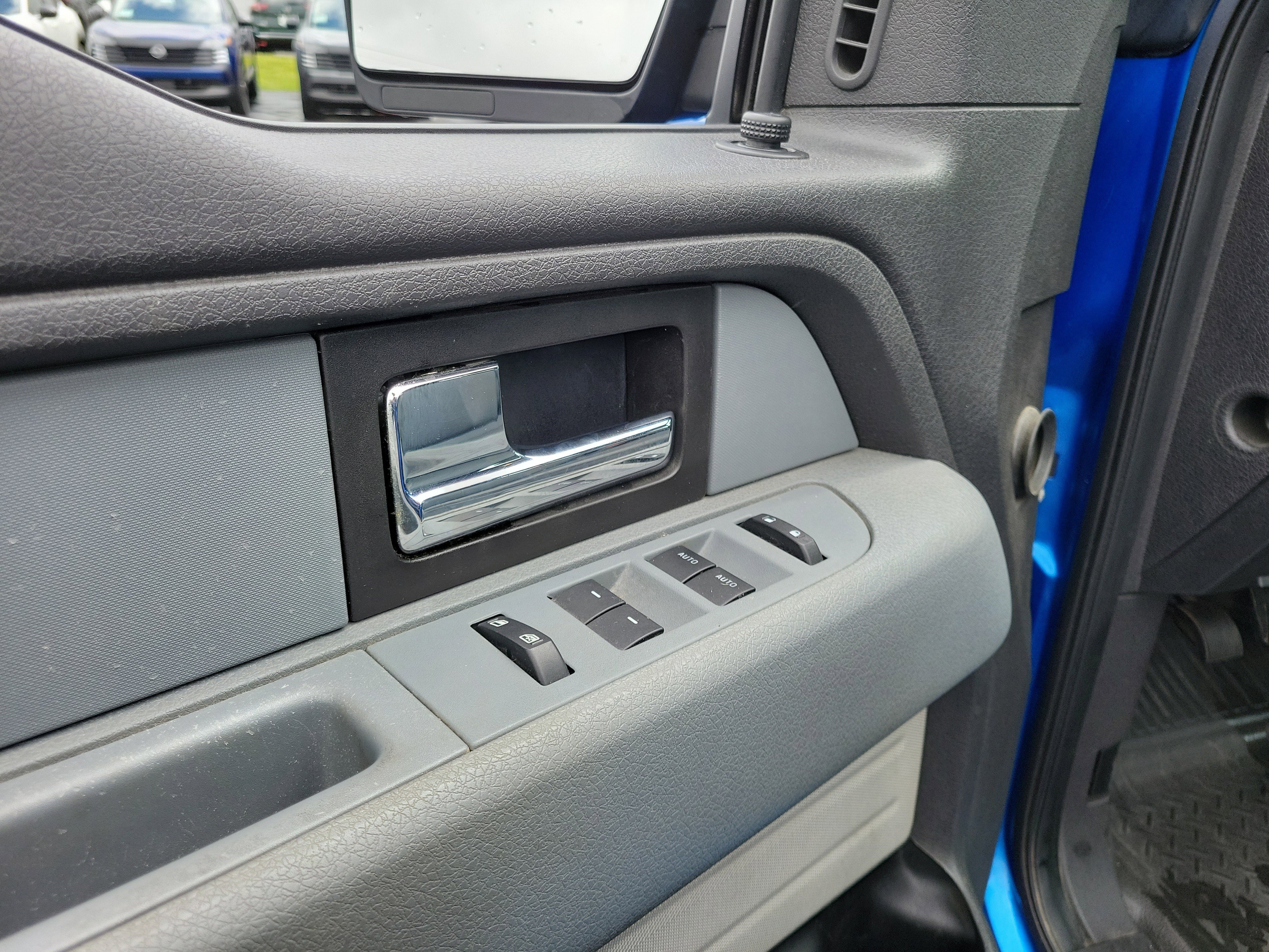 Used 2014 Ford F150 STX w/ Equipment Group 201A Mid AWD/4WD image 18