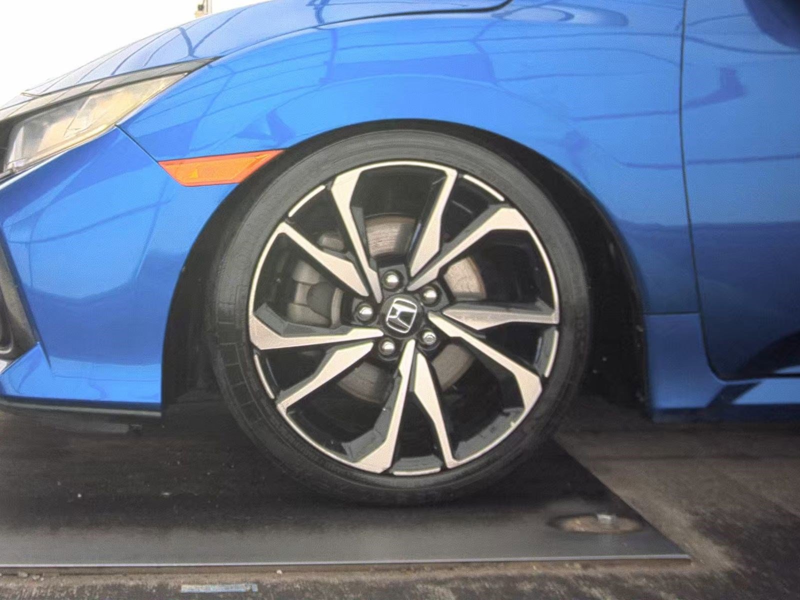 Used 2019 Honda Civic Si image 11