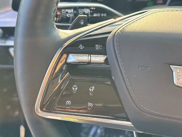 Certified 2026 Cadillac Lyriq Signature Luxury w/ Nappa Leather Package AWD/4WD image 28