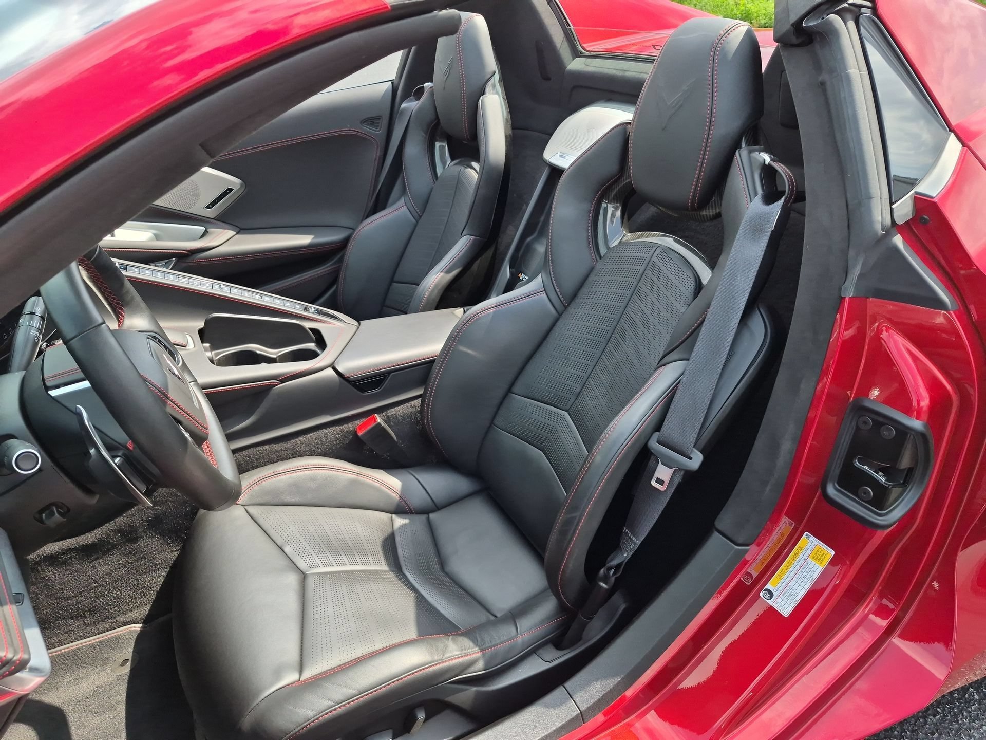 Certified 2023 Chevrolet Corvette Stingray Premium Conv w/ Z51 Performance Package RWD image 18