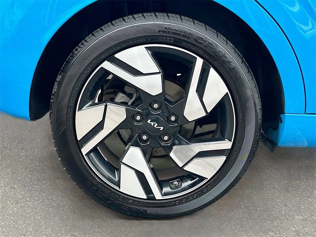 Certified 2023 Kia Soul GT-Line image 29