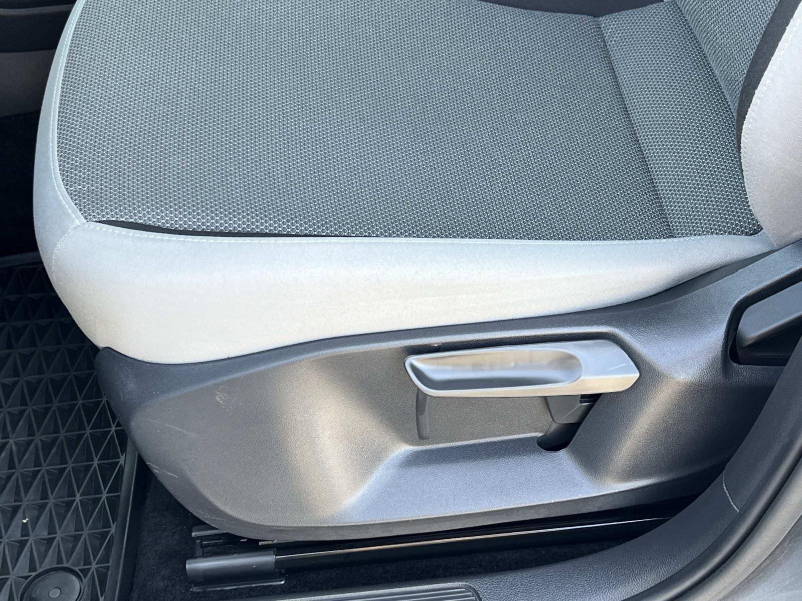 Certified 2023 Volkswagen Taos S image 17