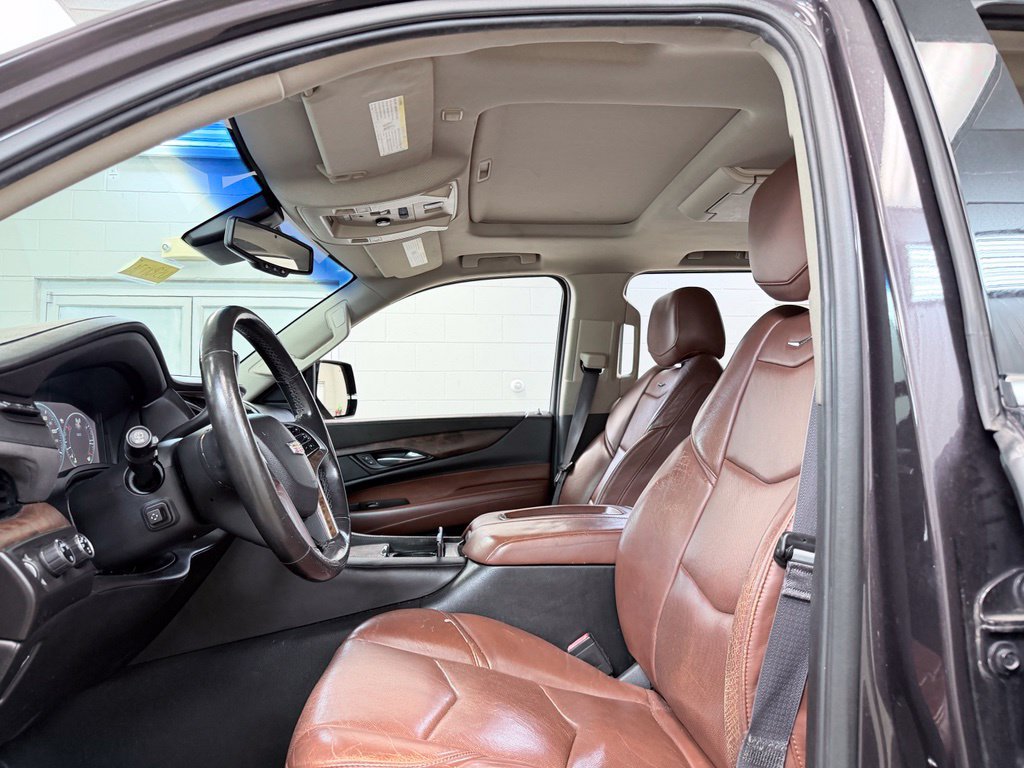 Used 2015 Cadillac Escalade ESV Premium AWD/4WD image 14