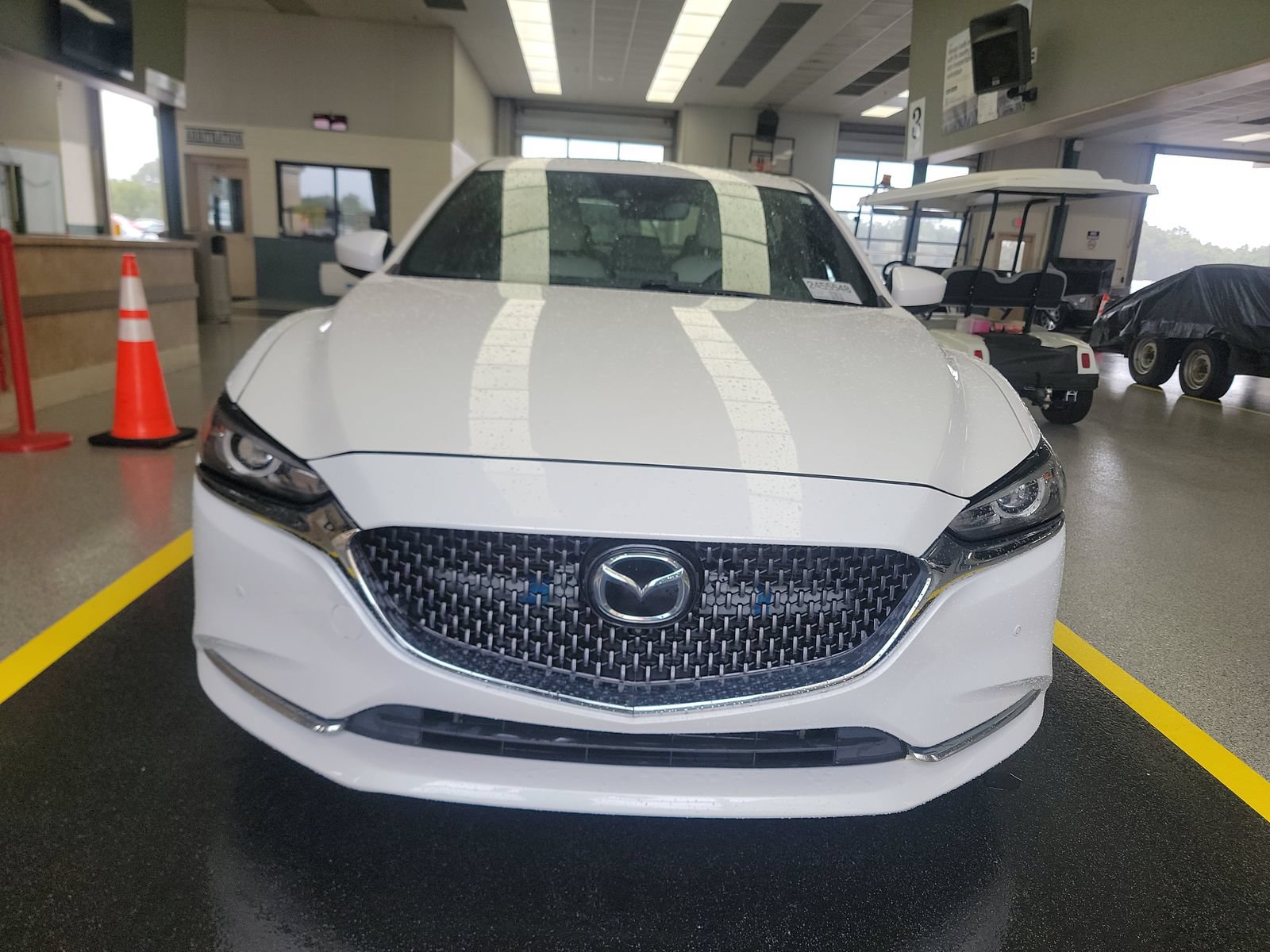 Used 2018 MAZDA MAZDA6 Signature FWD image 2