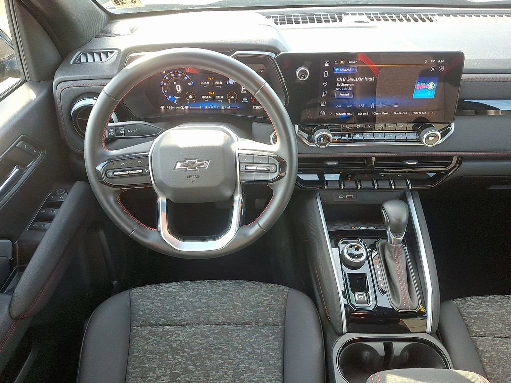 Certified 2024 Chevrolet Colorado Z71 w/ LPO, Dark Essentials Package image 12
