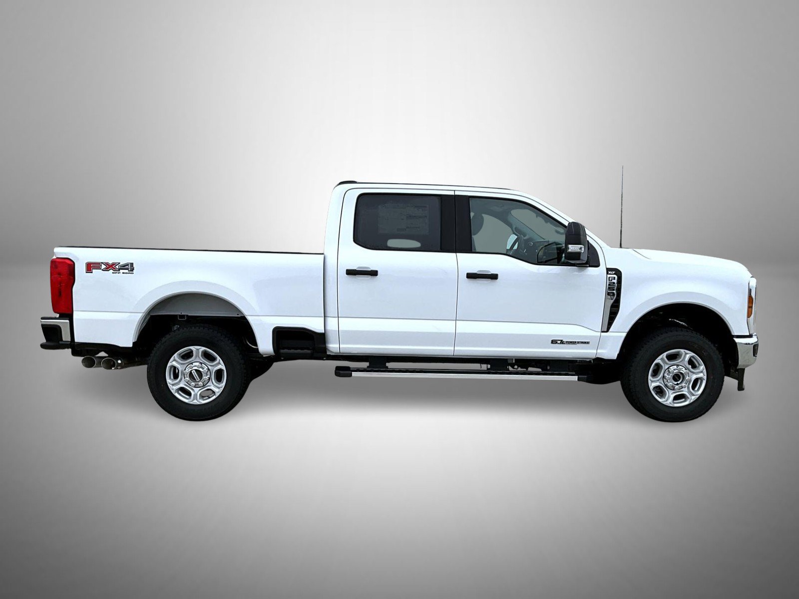 New 2026 Ford F250 XLT w/ FX4 Off-Road Package AWD/4WD image 4