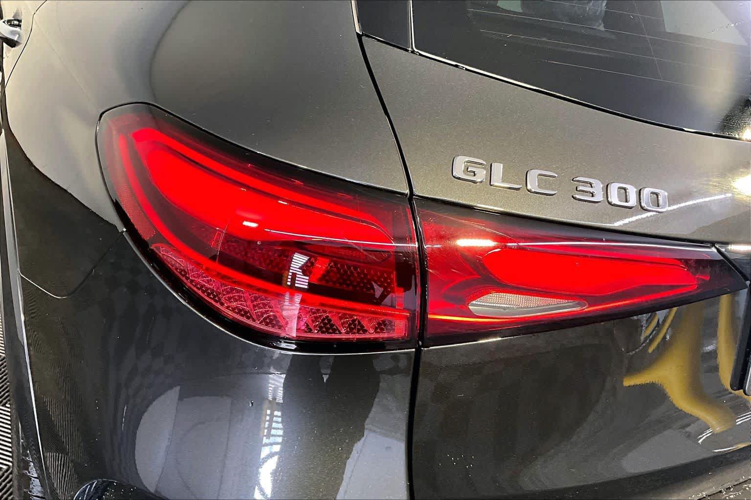 New 2026 Mercedes-Benz GLC 300 4MATIC image 5