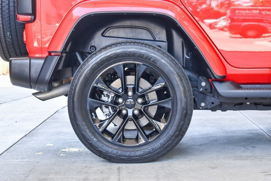 Used 2021 Jeep Wrangler Unlimited Sahara 4xe w/ Safety Group image 11