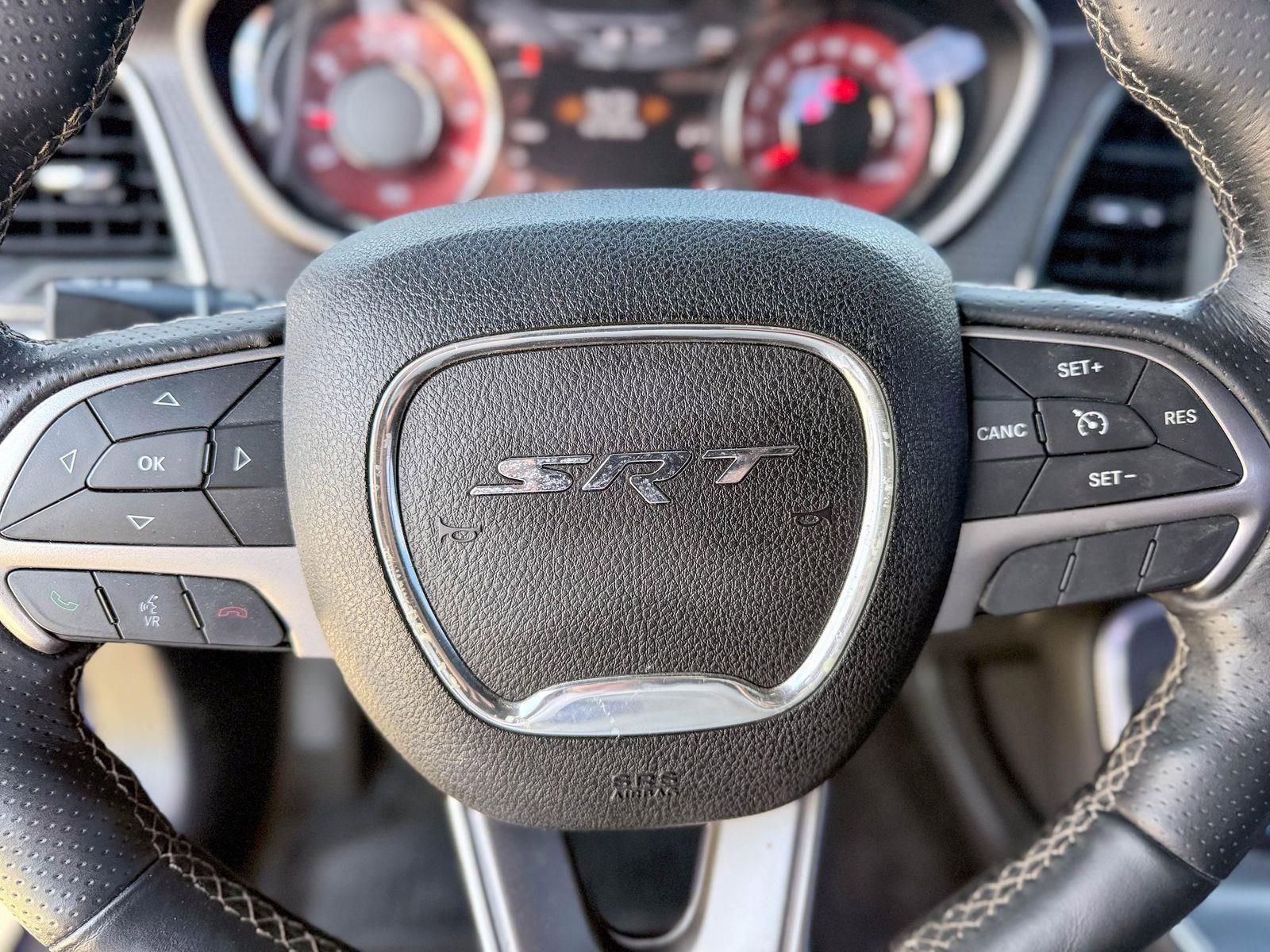 Used 2015 Dodge Challenger SRT Hellcat image 3