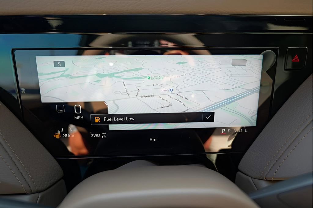 New 2026 GMC Yukon Denali w/ Sun & Power Step Package image 14